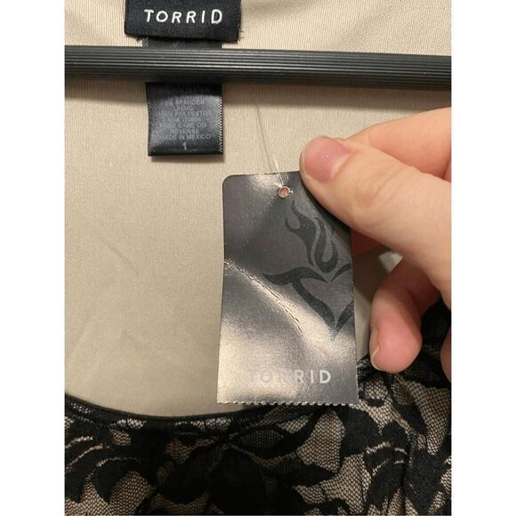 Torrid size 1 Plus NWT Black Lace front panel body on Sleeveless Dress - Picture 7 of 9